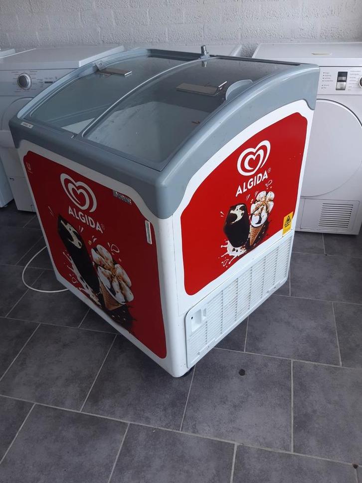 Ysjesvriezer (160 liter), Witgoed en Apparatuur, Vriezers en Diepvrieskisten, Zo goed als nieuw, Vrijstaand, Vrieskist, 160 cm of meer