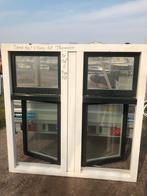 Hardhouten kozijn met openslaande ramen en thermopane, Ophalen of Verzenden, Hout, Dakkapel, 75 tot 150 cm