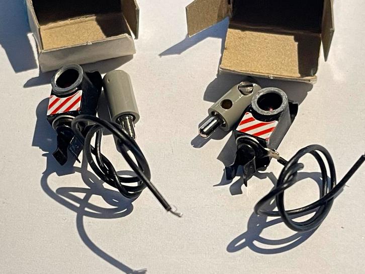 ** NIEUW ** Märklin 7079 ** 2x Sluitlantaarn **, Hobby en Vrije tijd, Modeltreinen | H0, Nieuw, Overige typen, Wisselstroom, Märklin