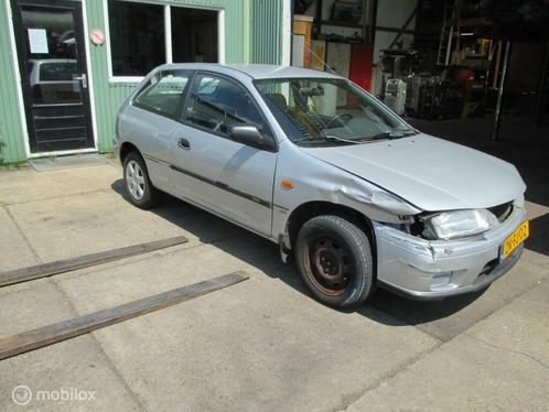 Onderdelen Mazda 323 1.5i P GLX 1999, Auto-onderdelen, Overige Auto-onderdelen, Mazda, Gebruikt