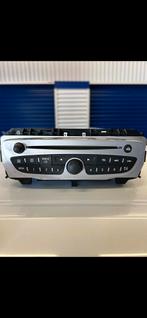 te koop diverse renault twingo radio's, Auto diversen, Autoradio's, Ophalen of Verzenden, Zo goed als nieuw