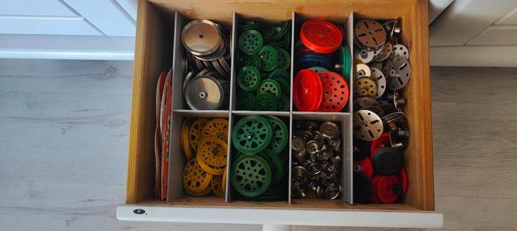 Enorme partij Meccano & andere type constructiespeelgoed, Diversen, Rommelmarktspullen, Gebruikt, Ophalen