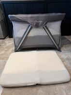 Nuna Sena Campingbedje + Matras - Zo Goed Als Nieuw!, Ophalen, Zo goed als nieuw, Reisbedje