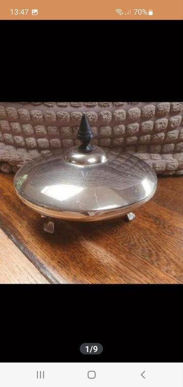 Mooie ijzeren bonboniere/metalen bon bon schaal beschikbaar voor biedingen