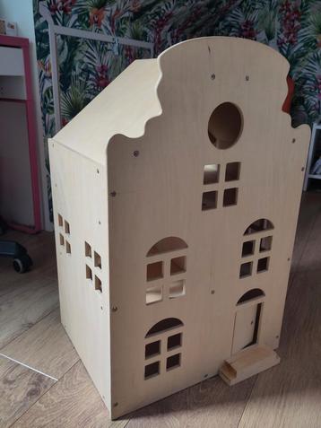 Houten poppenhuis grachtenpand beschikbaar voor biedingen