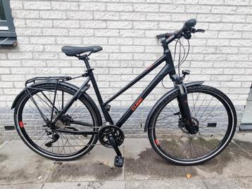 Cube Nature 54 cm Deore XT hybride damesfiets rijklaar beschikbaar voor biedingen