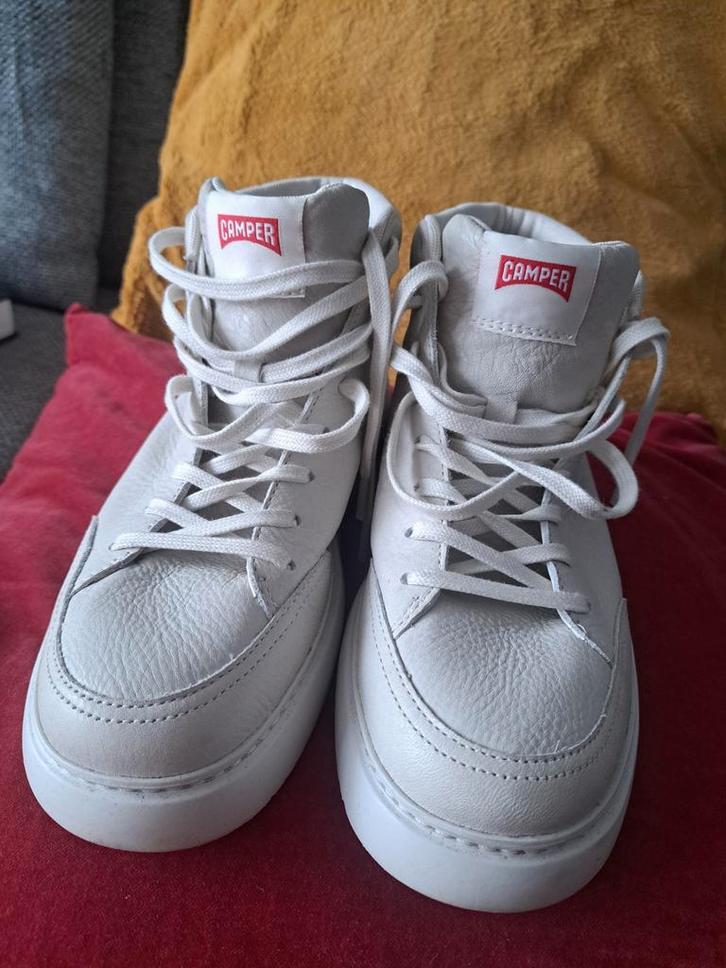 Camper Runners Wit, Kleding | Dames, Schoenen, Zo goed als nieuw, Sneakers of Gympen, Wit, Ophalen of Verzenden