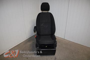 Stoel links van een Mercedes Vito beschikbaar voor biedingen