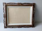 Oude houten foto/spiegellijst. Italie.Handgesneden., Huis en Inrichting, Woonaccessoires | Lijsten, Ophalen of Verzenden, Zo goed als nieuw