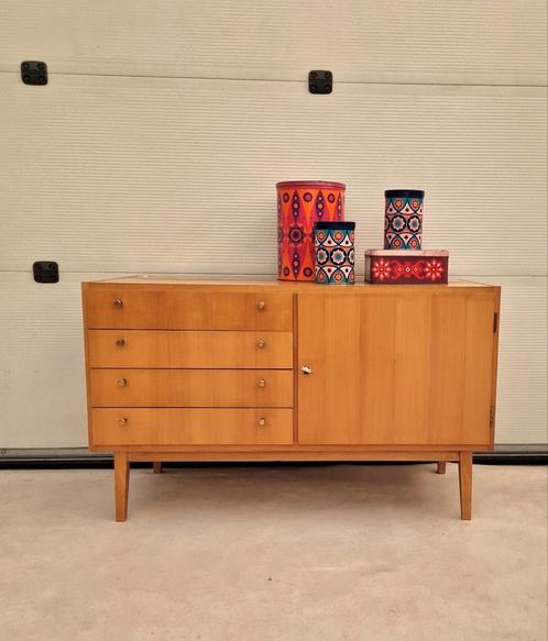 Vintage lichthouten dressoir met vier laden, 106cm, Huis en Inrichting, Kasten | Dressoirs, Gebruikt, 100 tot 150 cm, 25 tot 50 cm