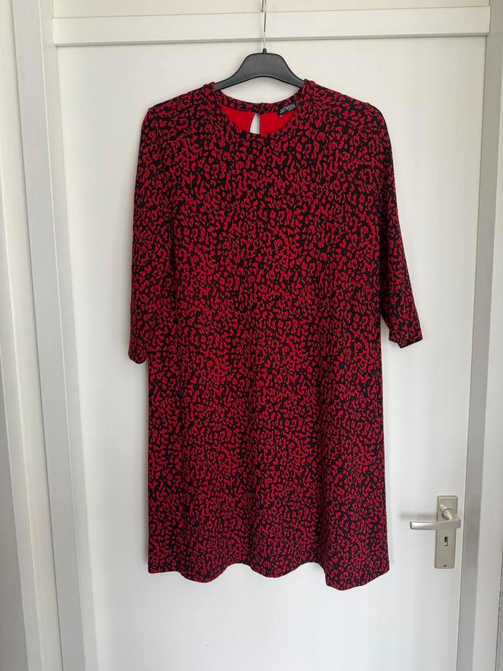 JUffrouw Jansen mooie JURK sportief luxe mt 44-46 ( XXL), Kleding | Dames, Jurken, Zo goed als nieuw, Maat 42/44 (L), Rood, Knielengte