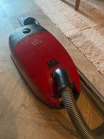 Miele stofzuiger cat&dog ****voor onderdelen!!!!!!!, Witgoed en Apparatuur, Stofzuigers, Ophalen of Verzenden, Zo goed als nieuw