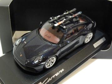 Minichamps Porsche 911 992.2 Carrera + Skie's WAP0201650SSKI beschikbaar voor biedingen