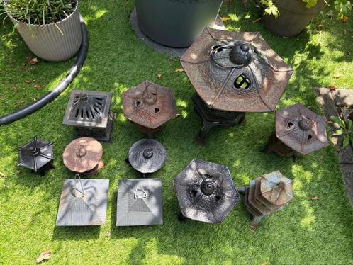 Diverse Japanse pagode lantaarns gietijzer, Tuin en Terras, Tuinbeelden, Gebruikt, Overige typen, Metaal, Ophalen of Verzenden