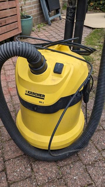 Kärcher WD2 nat/droog zuiger beschikbaar voor biedingen