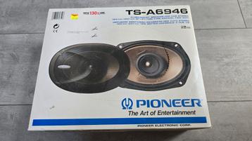 Pioneer autospeakers beschikbaar voor biedingen