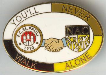 Pin voetbal NAC Breda - FC Sankt Pauli beschikbaar voor biedingen
