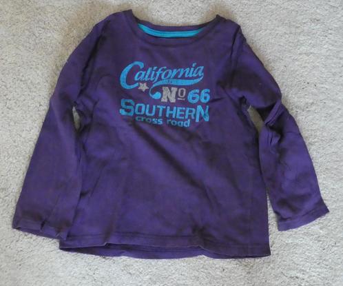 2 jongens t shirts, maat: 122/128, Kinderen en Baby's, Kinderkleding | Maat 122, Gebruikt, Jongen, Shirt of Longsleeve, Ophalen of Verzenden