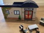 Playmobil meeneem politiestation 5689, Kinderen en Baby's, Speelgoed | Playmobil, Ophalen of Verzenden, Gebruikt