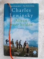 Alleen maar helden : Charles Lewinsky, Ophalen of Verzenden, Zo goed als nieuw, Algemeen
