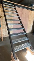 Stalen trap verdieping, entresol of zolder 240/250cm, Ophalen, Gebruikt, Trap, 2 tot 4 meter