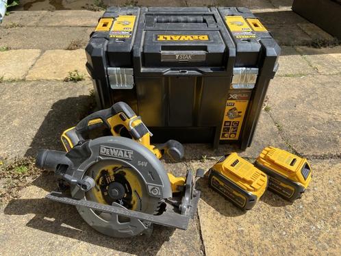 DeWalt DCS578 Flexvolt Cirkelzaag, Doe-het-zelf en Verbouw, Gereedschap | Zaagmachines, Zo goed als nieuw, Cirkelzaag, 1200 watt of meer
