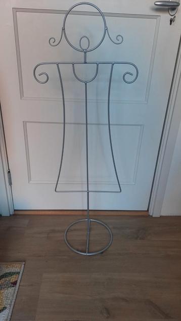 Kleine dressgirl voor kinderen, lees de beschrijving.  beschikbaar voor biedingen