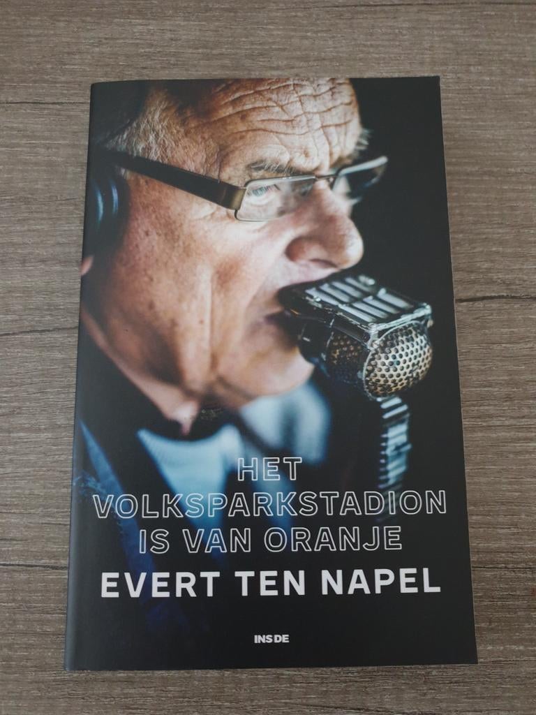 Het Volksparkstadion is van Oranje - Evert Ten Napel, Ophalen of Verzenden, Gelezen, Evert Ten Napel