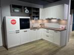 Showroomkeuken Valentina Schelpenwit – Stijlvol en compleet!, Huis en Inrichting, Keuken | Complete keukens, Ophalen, Zo goed als nieuw