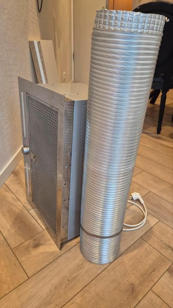 Afzuigkap ikea, Witgoed en Apparatuur, Afzuigkappen, Zo goed als nieuw, Inbouw, Onderbouw afzuigkap, Motor, Ophalen