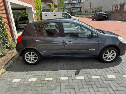 Renault Clio Rip Curl - 1.4 / Airco / Velgen / Panoramadak, Auto's, Renault, Particulier, Clio, ABS, Airbags, Airconditioning