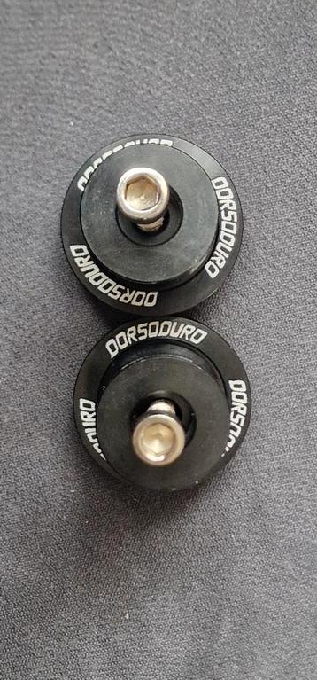 Aprilia Dorsoduro Paddock Stand Bobbins beschikbaar voor biedingen