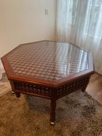 Houten salontafel met uniek design, Huis en Inrichting, Tafels | Salontafels, Ophalen, Gebruikt, 50 tot 100 cm, Overige vormen