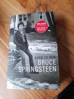 Biografie van Bruce Springsteen - Born to run., Ophalen of Verzenden, Zo goed als nieuw, Spectrum/Lannoo, Overige