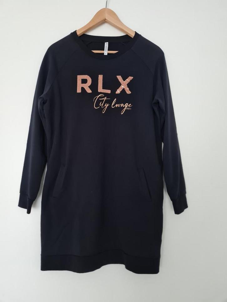 Jurk / sweatdress Zoso zwart maat S, Kleding | Dames, Jurken, Zo goed als nieuw, Maat 38/40 (M), Zwart, Knielengte, Ophalen of Verzenden
