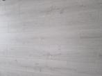 Grijs/wit laminaat € 370 70m2 2 jaar oud!! Zelf eruit halen, Huis en Inrichting, Stoffering | Vloerbedekking, Ophalen, Zo goed als nieuw
