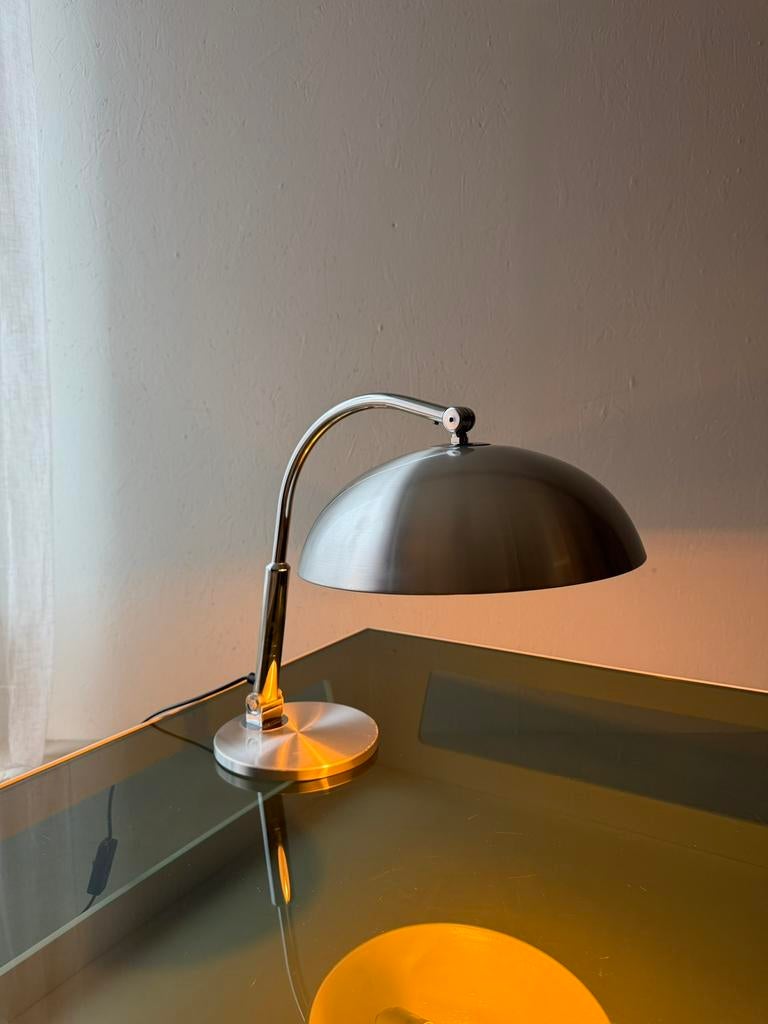 Hala bureaulamp model 144 Busquet jaren 50 geborsteld metaal, Gebruikt, Bauhaus, Ophalen of Verzenden, Metaal