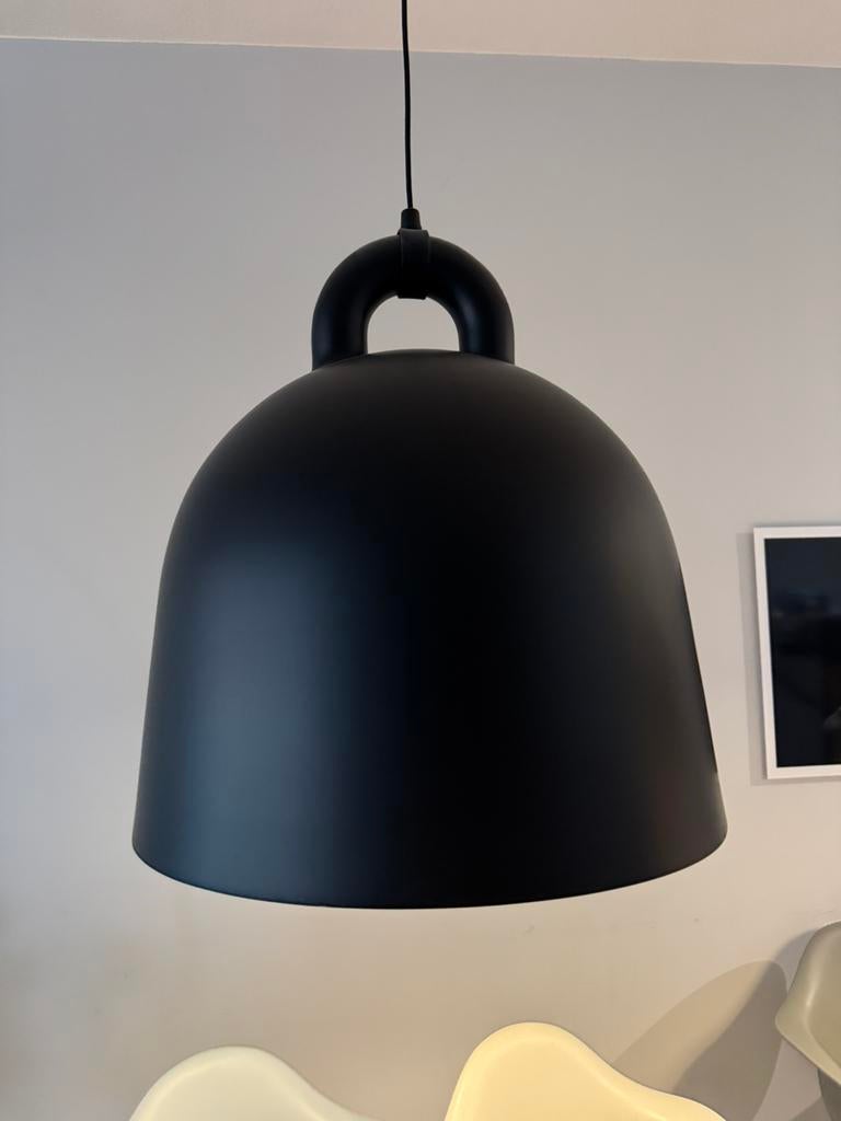 Normann Copenhagen Bell Hanglamp Groot Zwart, Ophalen, Zo goed als nieuw, 50 tot 75 cm