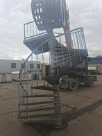 171 - Gegalvaniseerde draaitrap met plateau, industrieel, Doe-het-zelf en Verbouw, Ophalen, Gebruikt, Trap, 2 tot 4 meter