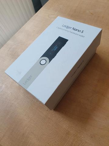 Ledger Nano S  beschikbaar voor biedingen