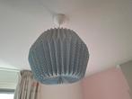 Kartonnen hanglamp, Huis en Inrichting, Lampen | Hanglampen, Ophalen of Verzenden, Zo goed als nieuw, Overige materialen, Minder dan 50 cm