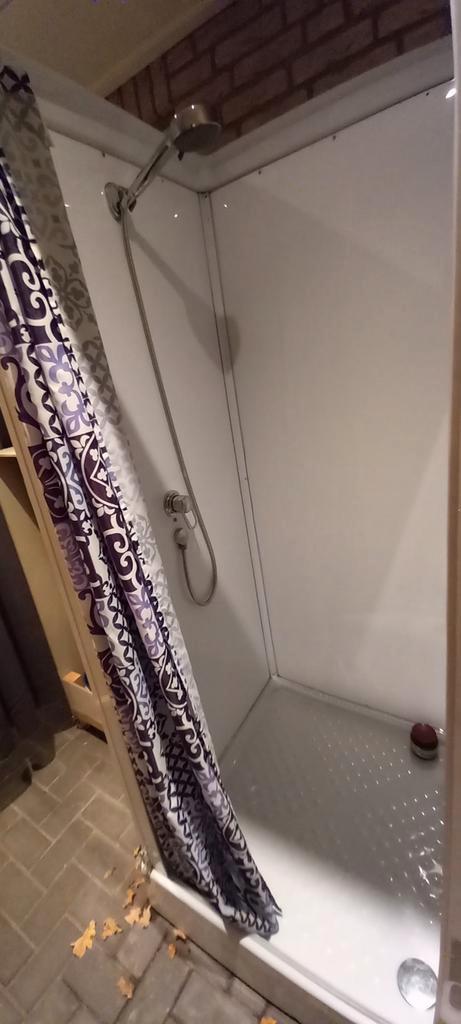 Mobiele Douche met Boiler - Nooddouche, Huis en Inrichting, Badkamer | Complete badkamers, Gebruikt, Met douche, Ophalen