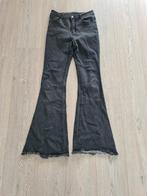 Een skinny jeans met hele wijde pijpen maat 38, Gedragen, Shein, W30 - W32 (confectie 38/40), Ophalen of Verzenden