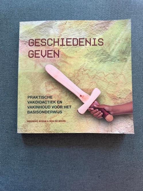 Meereke Bosua - Geschiedenis geven, Boeken, Studieboeken en Cursussen, Zo goed als nieuw, Overige niveaus, Alpha, Ophalen of Verzenden