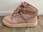 Nike Air Force 1 High Utility (rose) mt.37,5, Overige typen, Zo goed als nieuw, Nike air, Verzenden