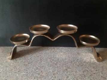 2x Kaarsenstandaard.  beschikbaar voor biedingen