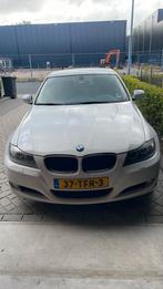 BMW 3-Serie 2.0 I 318 2012 Wit, 65 €/maand, 4 cilinders, Leder en Stof, Wit