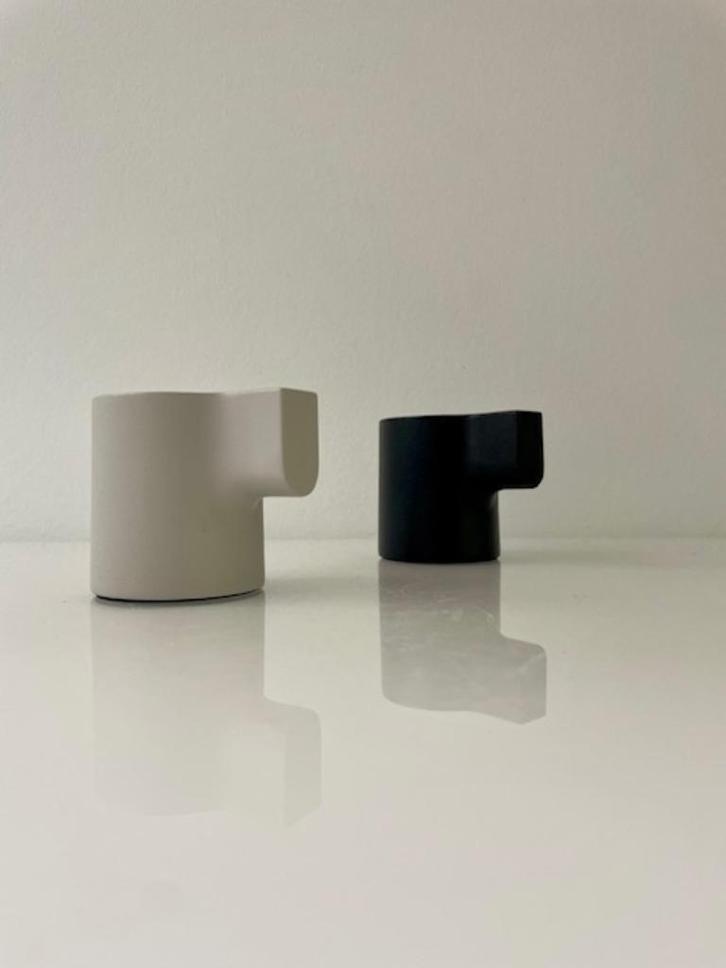 Set van 2 IKEA YPPERLIG x HAY kandelaren, Huis en Inrichting, Woonaccessoires | Kandelaars en Kaarsen, Nieuw, Kandelaar, Minder dan 25 cm