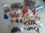 Doos vol spullen -sieraden maken, kralen, hangers, slotjes, Ophalen of Verzenden, Nieuw