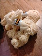 Scheerwol 8 strengen 50 gram, Hobby en Vrije tijd, Ophalen, Zo goed als nieuw, Breien of Haken, Wol of Garen